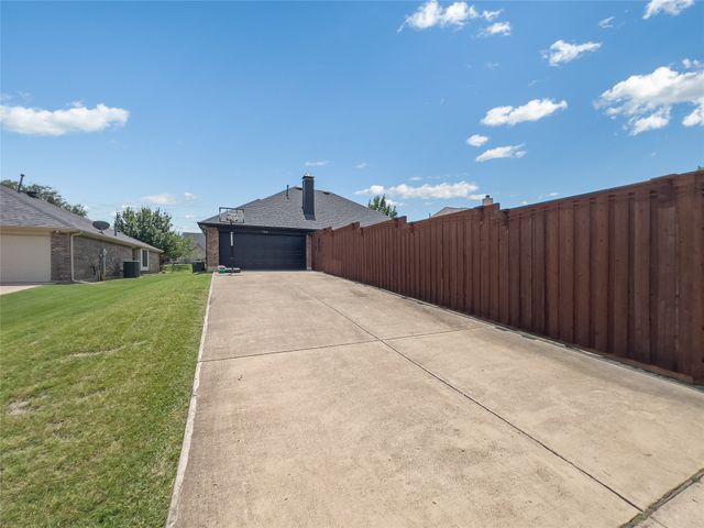 734 Brazos Way, Rockwall, TX 75032