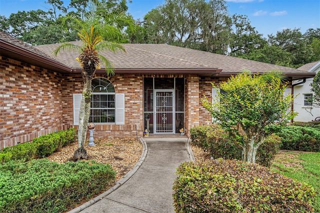 6634 NORTHLAKE DRIVE, Zephyrhills, FL 33542