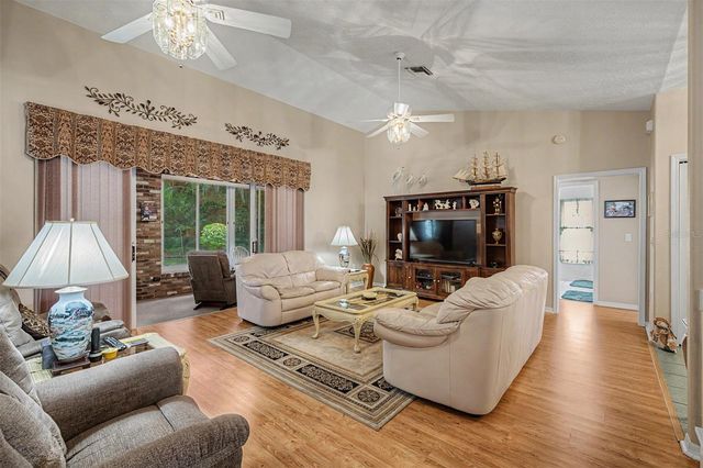 6634 NORTHLAKE DRIVE, Zephyrhills, FL 33542