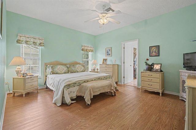 6634 NORTHLAKE DRIVE, Zephyrhills, FL 33542