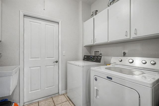 6634 NORTHLAKE DRIVE, Zephyrhills, FL 33542