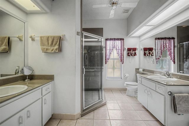 6634 NORTHLAKE DRIVE, Zephyrhills, FL 33542