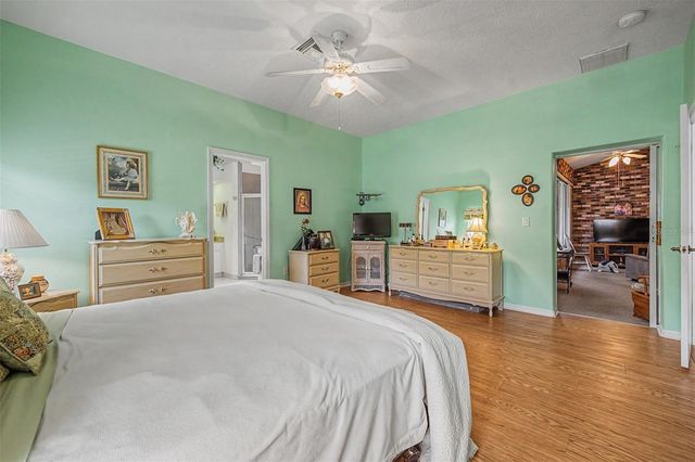 6634 NORTHLAKE DRIVE, Zephyrhills, FL 33542