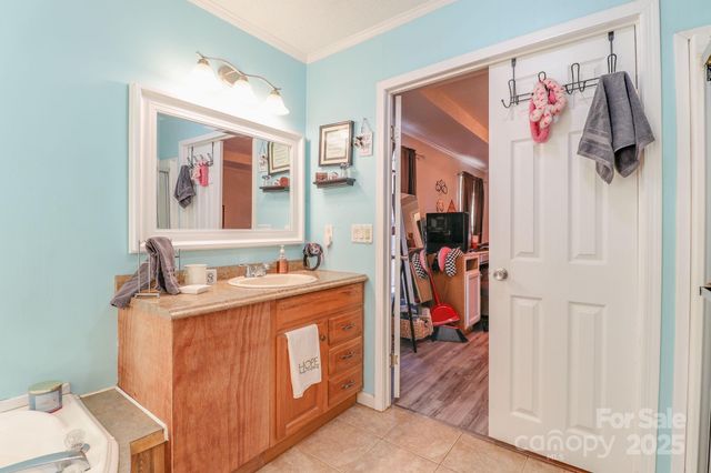 70 Peaceful View Trail, Hendersonville, NC 28792