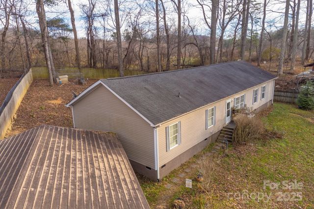 70 Peaceful View Trail, Hendersonville, NC 28792