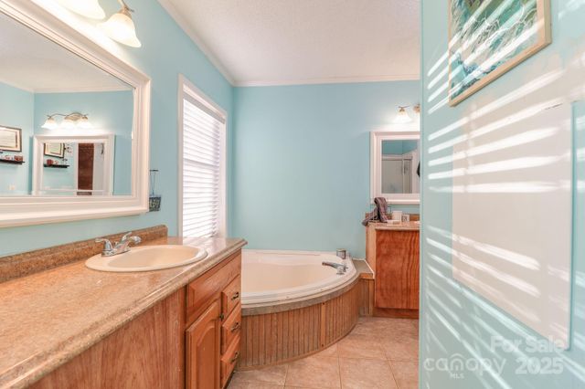 70 Peaceful View Trail, Hendersonville, NC 28792