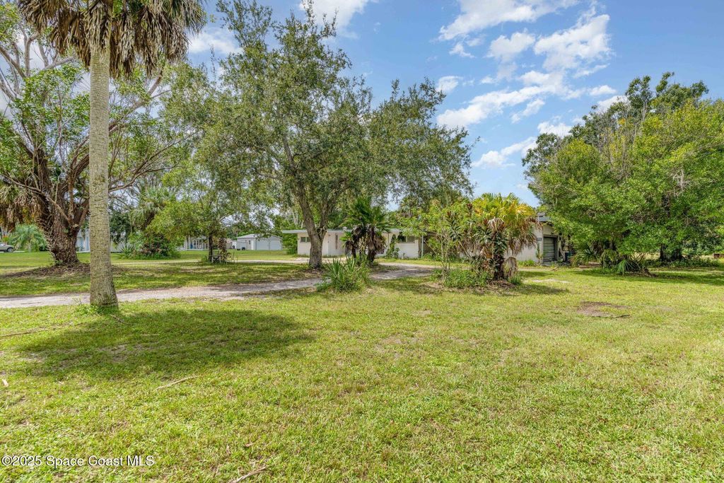 Image 1 of property listing at 1048 Knecht Road NE, Palm Bay, FL 32905