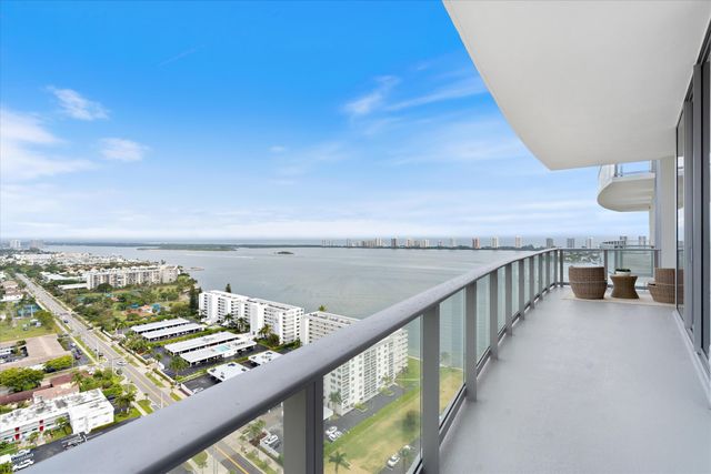 220 S Lake Shore Drive 2305, Lake Park, FL 33403