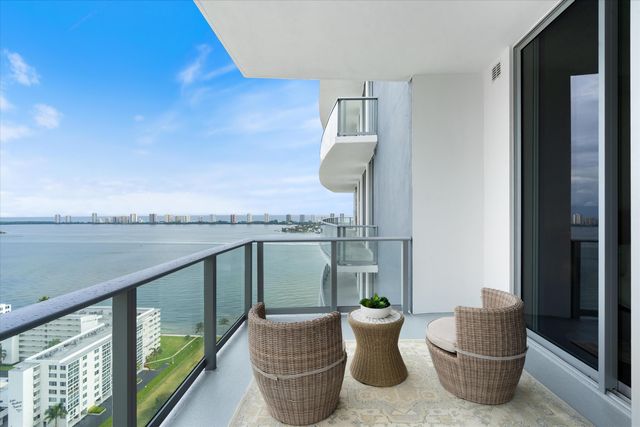 220 S Lake Shore Drive 2305, Lake Park, FL 33403