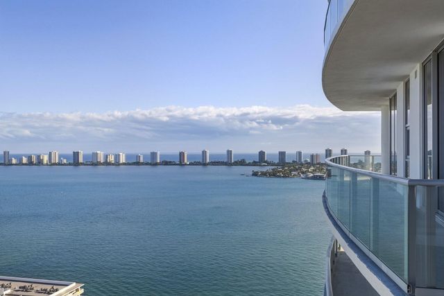 220 S Lake Shore Drive 2305, Lake Park, FL 33403