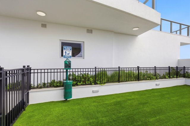 220 S Lake Shore Drive 2305, Lake Park, FL 33403