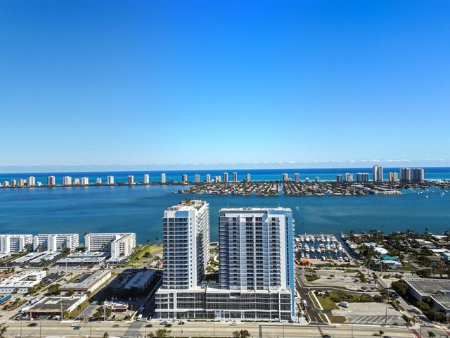 220 S Lake Shore Drive 2305, Lake Park, FL 33403