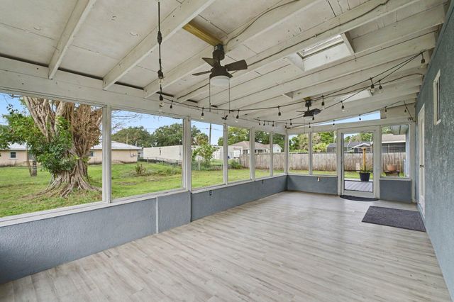 2174 Dickens Street NE, Palm Bay, FL 32907