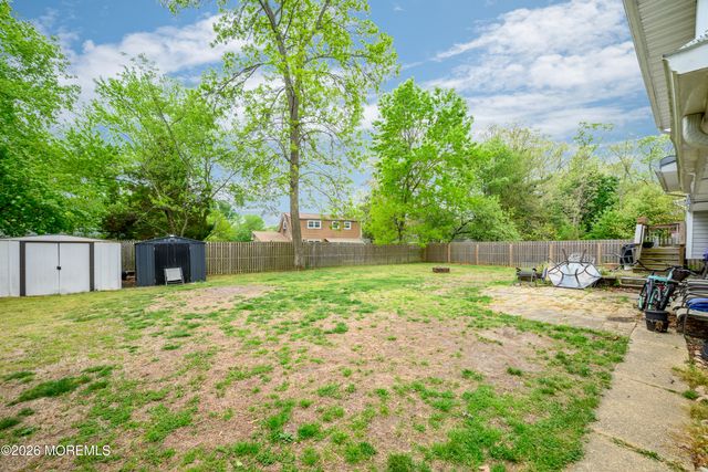 15 Princeton Drive, Jackson, NJ 08527
