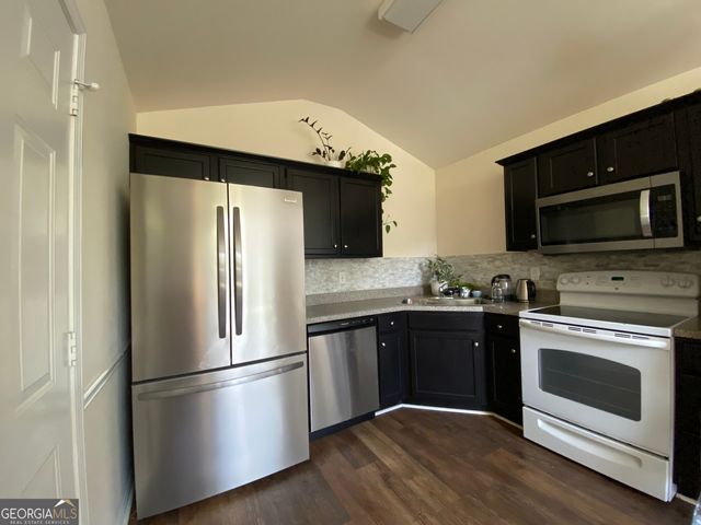 312 Tall Pine Lane, Athens, GA 30605