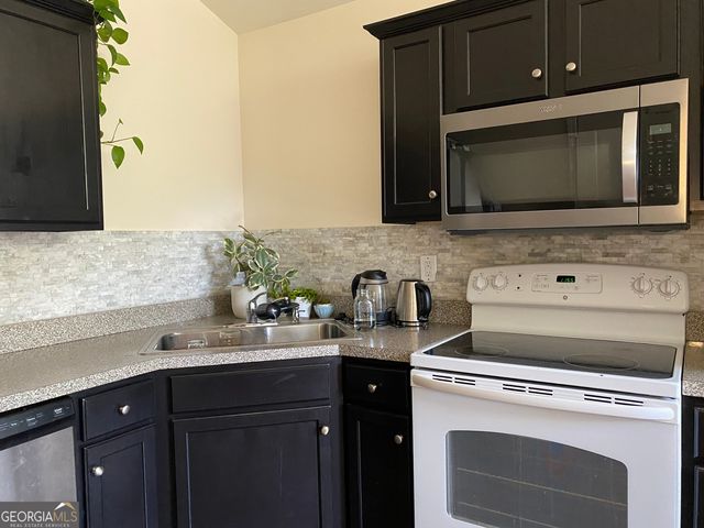 312 Tall Pine Lane, Athens, GA 30605