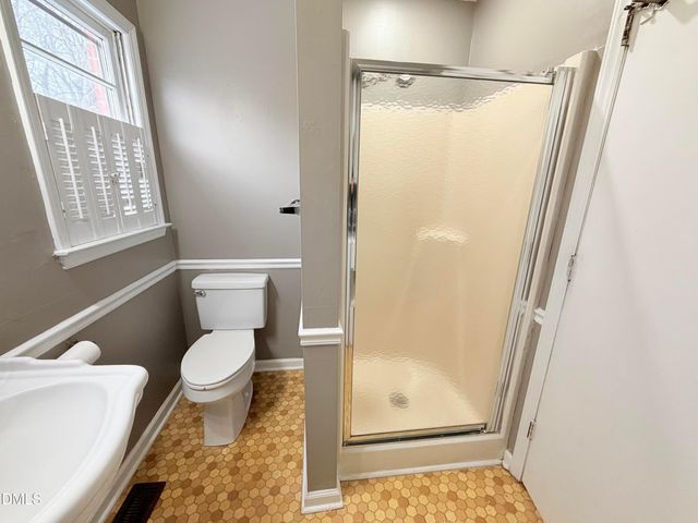 2805 Trail Six, Burlington, NC 27215