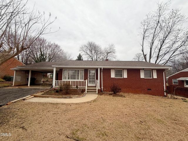 2805 Trail Six, Burlington, NC 27215