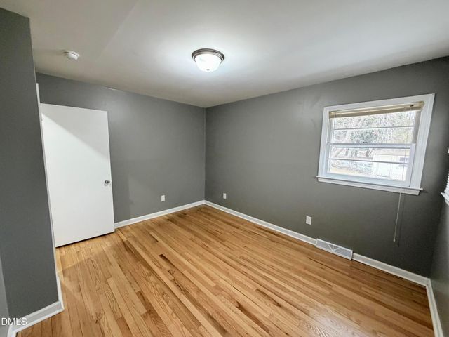 2805 Trail Six, Burlington, NC 27215