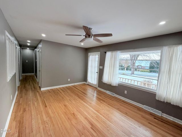 2805 Trail Six, Burlington, NC 27215