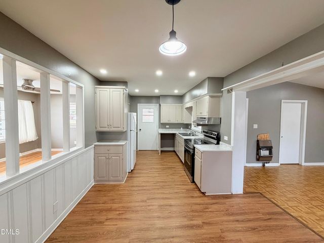2805 Trail Six, Burlington, NC 27215