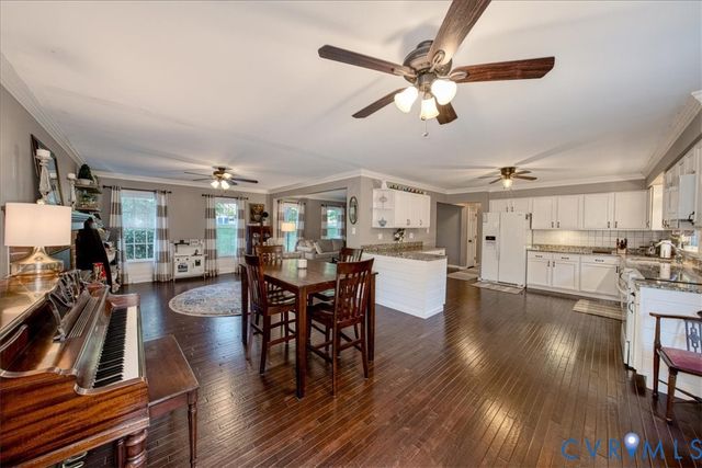 5400 Claridge Dr, Chesterfield, VA 23832