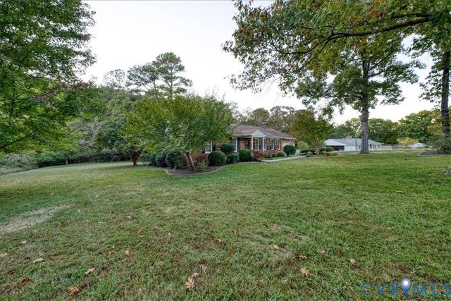 5400 Claridge Dr, Chesterfield, VA 23832