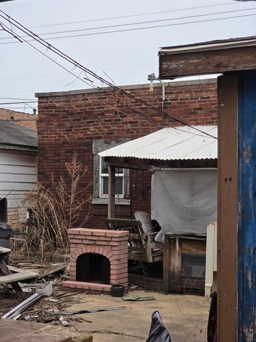 3721 Ivy Street, East Chicago, IN 46312