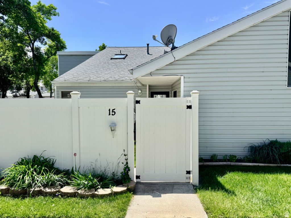 Image 2 of property listing at 15 MILLPOND, Stansbury Park, UT 84074