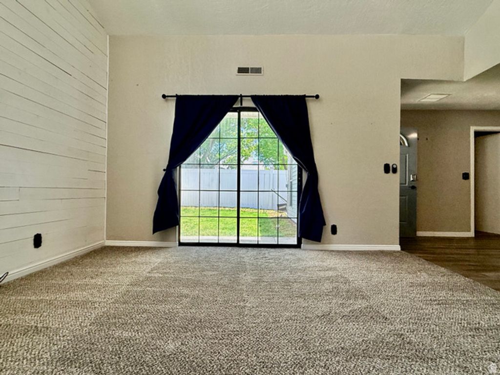 Image 18 of property listing at 15 MILLPOND, Stansbury Park, UT 84074