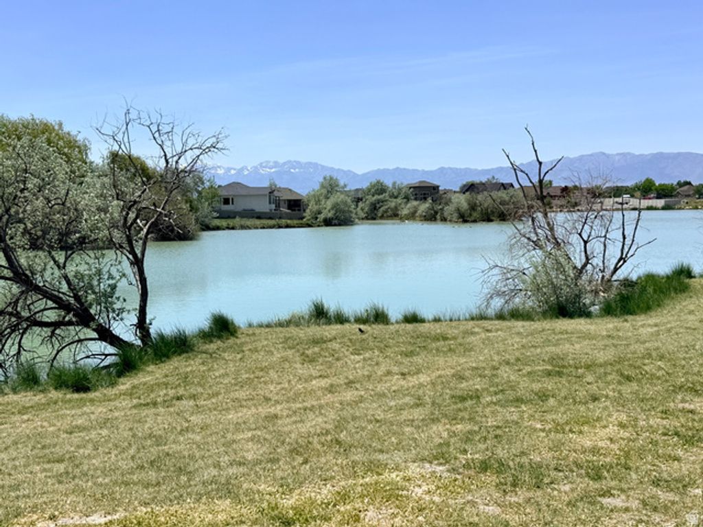 Image 23 of property listing at 15 MILLPOND, Stansbury Park, UT 84074