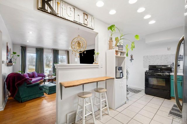 601 Edgewood AVENUE, South Milwaukee, WI 53172