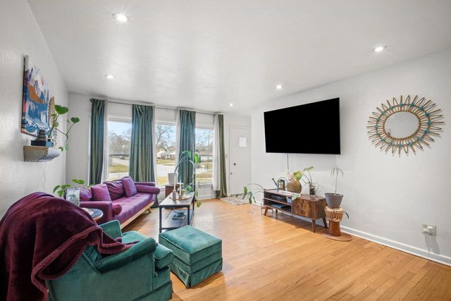 601 Edgewood AVENUE, South Milwaukee, WI 53172