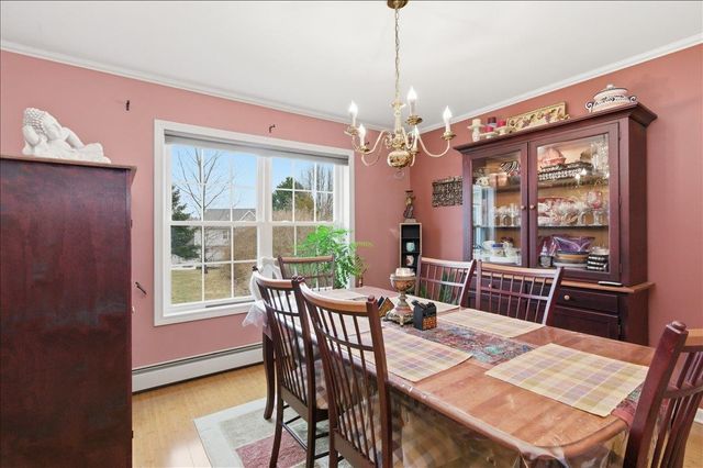 11 Floral Street, South Burlington, VT 05403