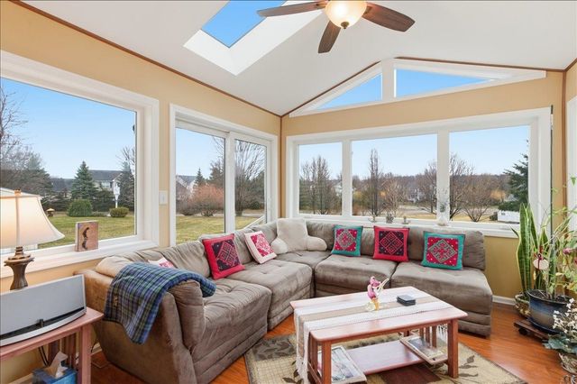 11 Floral Street, South Burlington, VT 05403