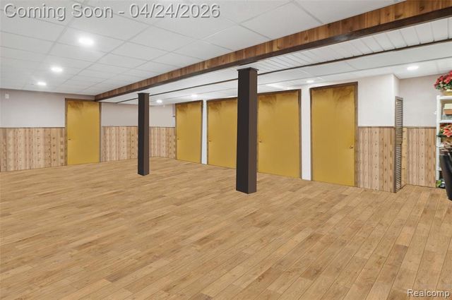 8300 Lawrence Avenue, Ypsilanti, MI 48197