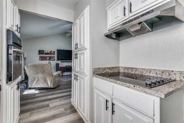 3820 Flamingo Lane, Irving, TX 75062