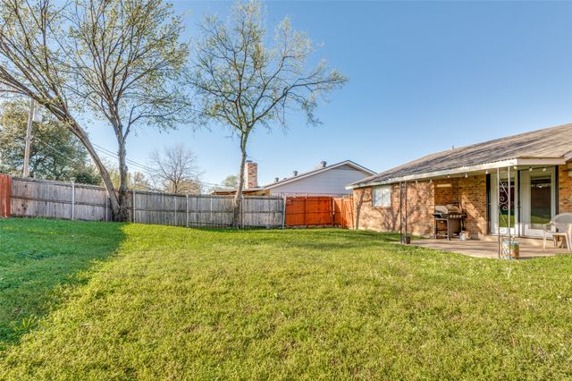 3820 Flamingo Lane, Irving, TX 75062