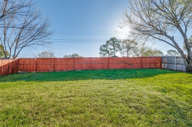 3820 Flamingo Lane, Irving, TX 75062