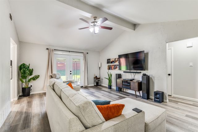 3820 Flamingo Lane, Irving, TX 75062