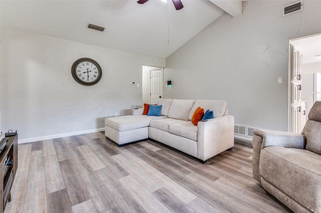 3820 Flamingo Lane, Irving, TX 75062