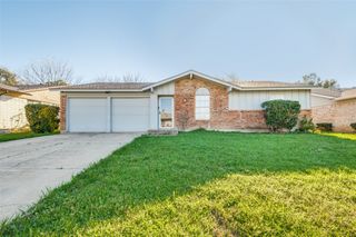 3820 Flamingo Lane, Irving, TX 75062