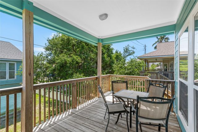 13819 Mutiny Lane, Galveston, TX 77554