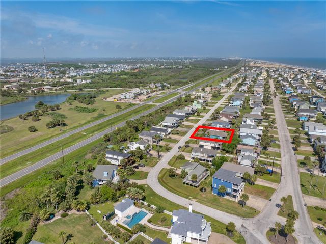 13819 Mutiny Lane, Galveston, TX 77554