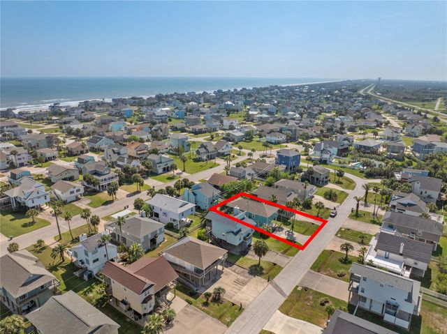 13819 Mutiny Lane, Galveston, TX 77554