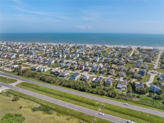 13819 Mutiny Lane, Galveston, TX 77554