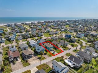 13819 Mutiny Lane, Galveston, TX 77554