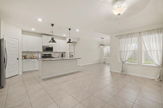 6611 Casper Falls Trl, Richmond, TX 77407