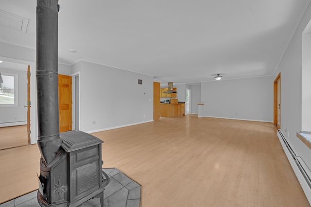19 Crocker Ave, Lunenburg, MA 01462