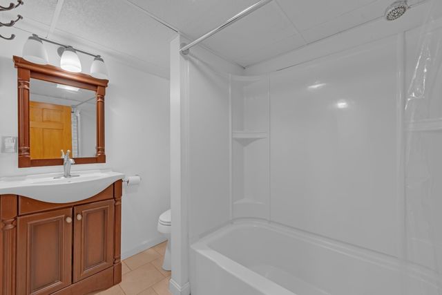 19 Crocker Ave, Lunenburg, MA 01462